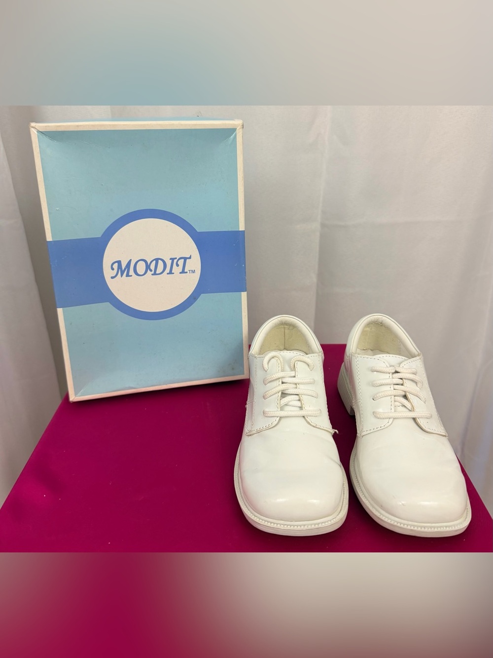 Boys White Square Toe Cushioned Insole Lace-Up Dress Shoes US 13